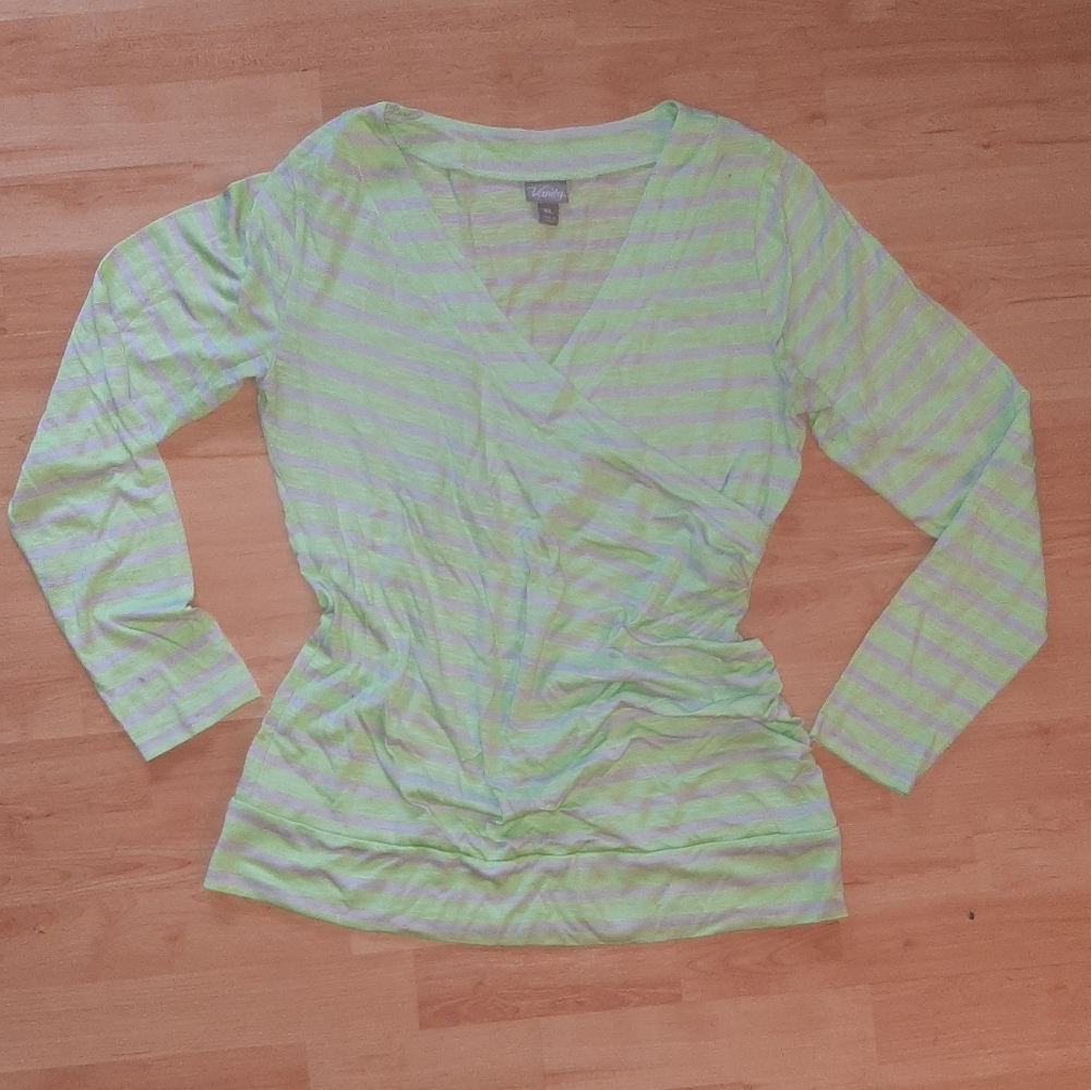 Juniors, long sleeve gray and lime green shirt
